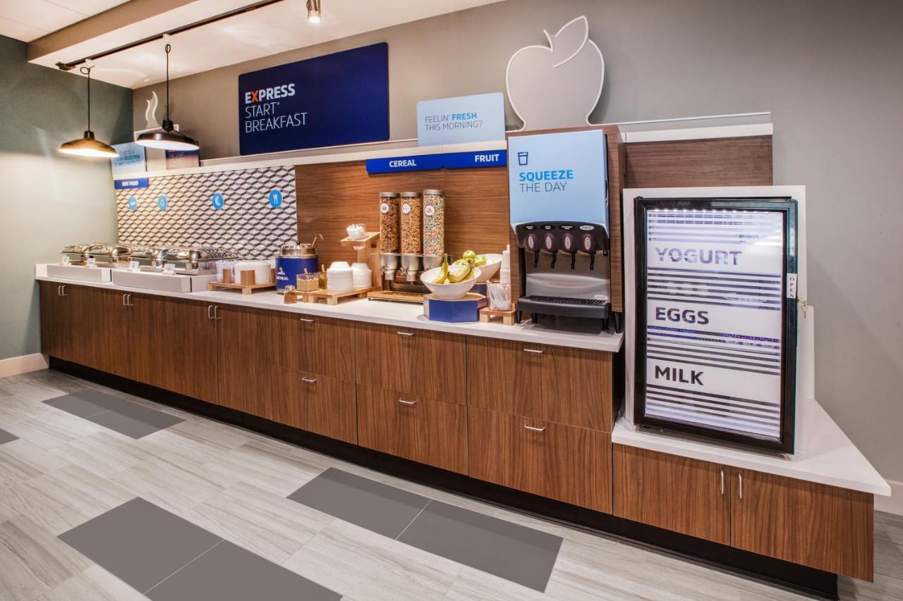 Holiday Inn Express & Suites Eagan - Minneapolis Area By Ihg Екстериор снимка